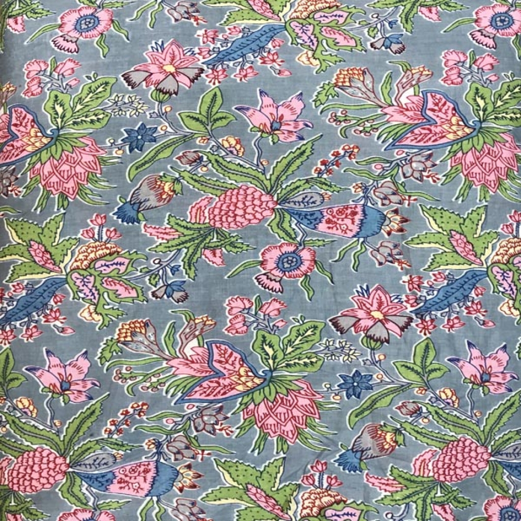 Latest Small Floral print Cotton Fabric Sewing Fabric for Dress Making Quilting Fabric