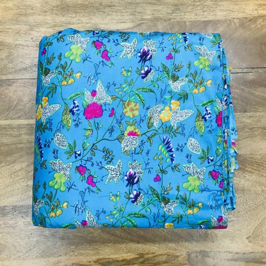 New Small Floral Print Letast Design  New Arrivel Print Cotton Fabric Sewing Fabric for Dress Making Quilting Fabric